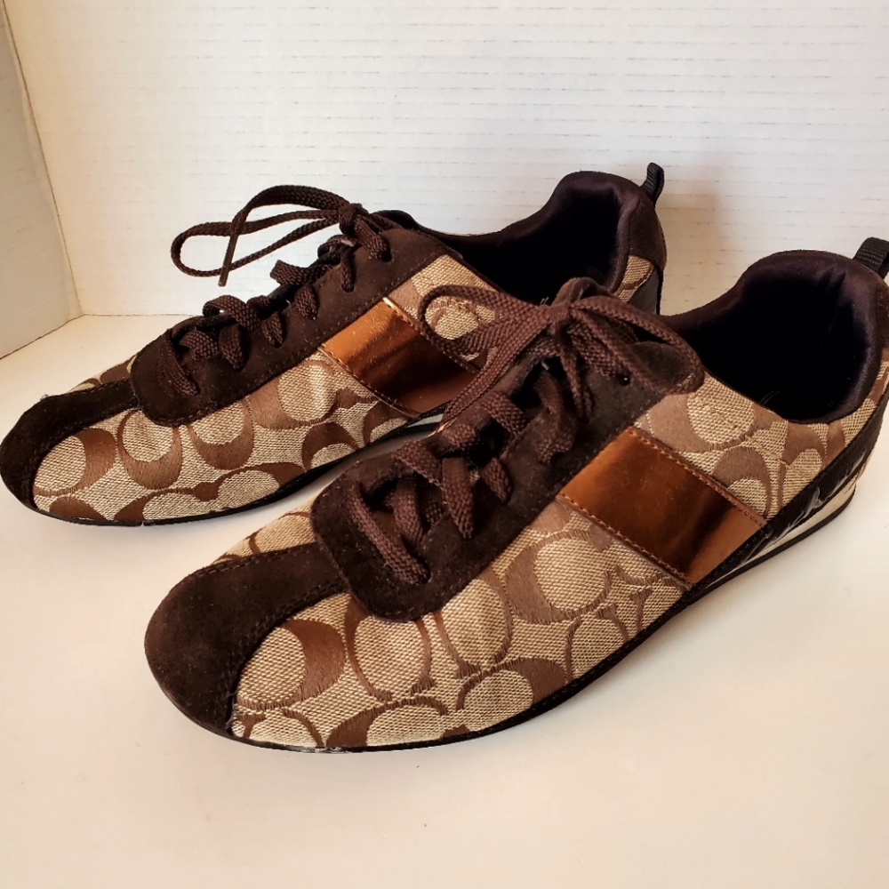 Coach Women's Hadley Brown Logo Sneakers Size 8.5 or 39.5